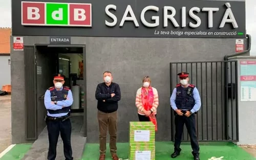 BdB ENTREGA mascarillas MOSSOS CATALUNYA Covid-19